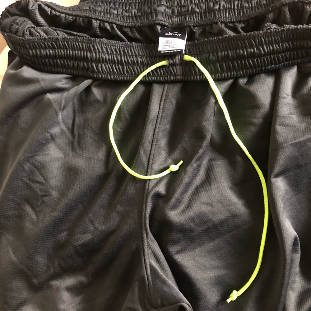 Nike Men’s Workout Pants (Track pants)